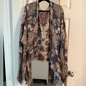 Floral Women's Sweater Shaw